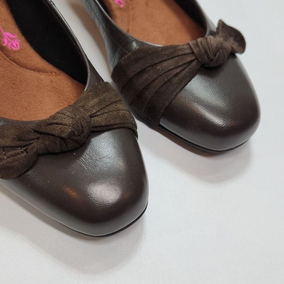 Ros Hommerson Tao Shoe Brown Leather Suede Bow Women's 8M Low 1.5" Heel Wedge - Picture 7 of 16